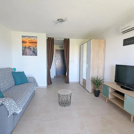 Proche Port Et Avec Wifi Et Climatisation 公寓 *