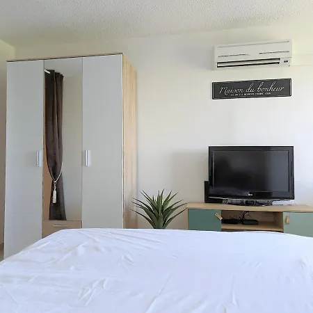 Proche Port Et Avec Wifi Et Climatisation Appartement Agde