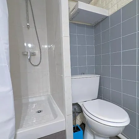 Proche Port Et Avec Wifi Et Climatisation Appartement *