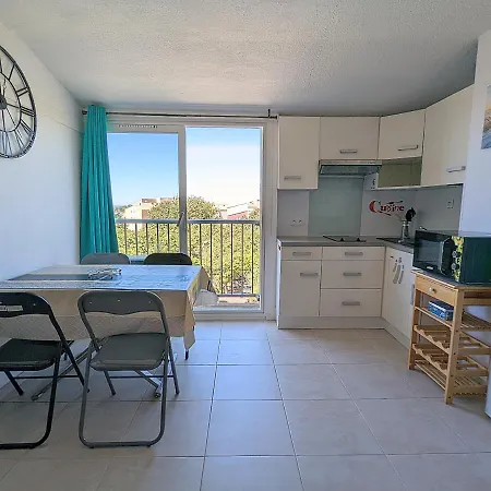 Proche Port Et Avec Wifi Et Climatisation Appartement