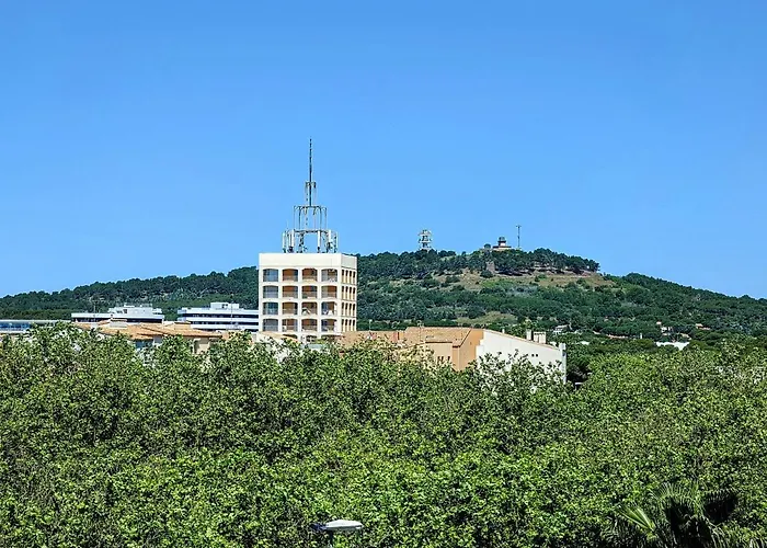 Proche Port Et Avec Wifi Et Climatisation *